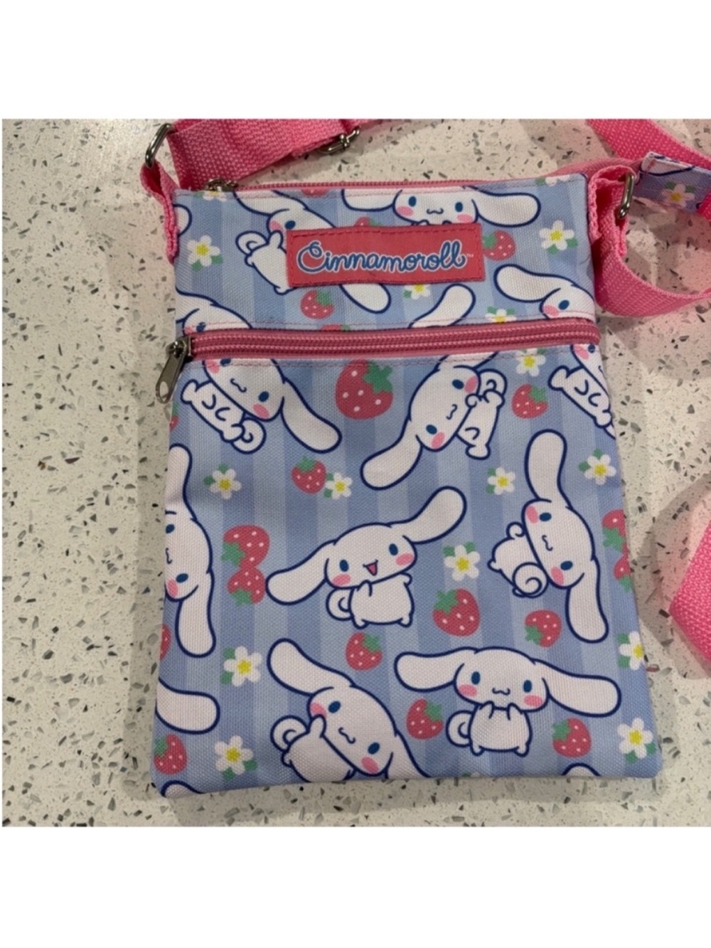 Sanrio Cinnamoroll Bioworld Hot Topic Crossbody - Picture 3 of 8